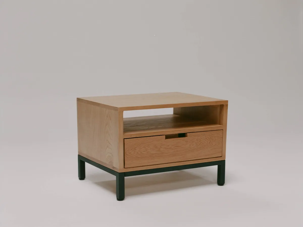 Oak Bedside Table — photo 1